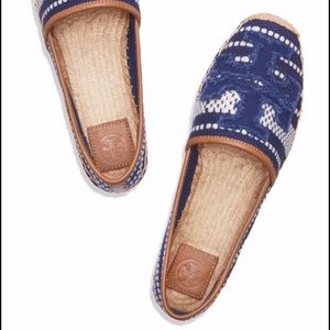 TORY BURCH blue weave espadrille shoes